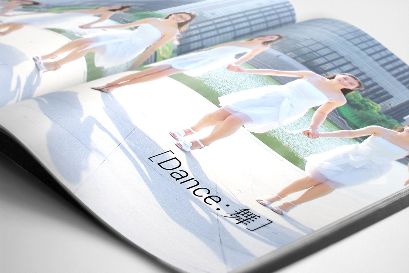 大學(xué)畢業(yè)紀(jì)念冊(cè)設(shè)計(jì)，畢業(yè)紀(jì)念冊(cè)設(shè)計(jì)公司