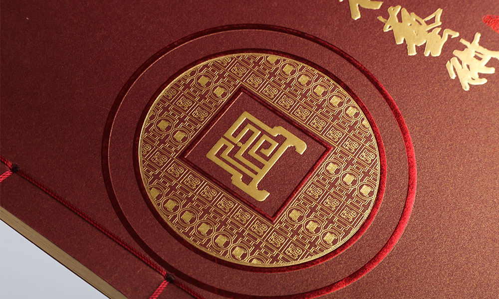 精裝畫冊輸出多大合適？