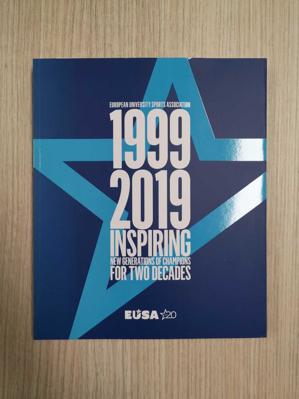 怎么制作紀(jì)念相冊(cè)制作公司