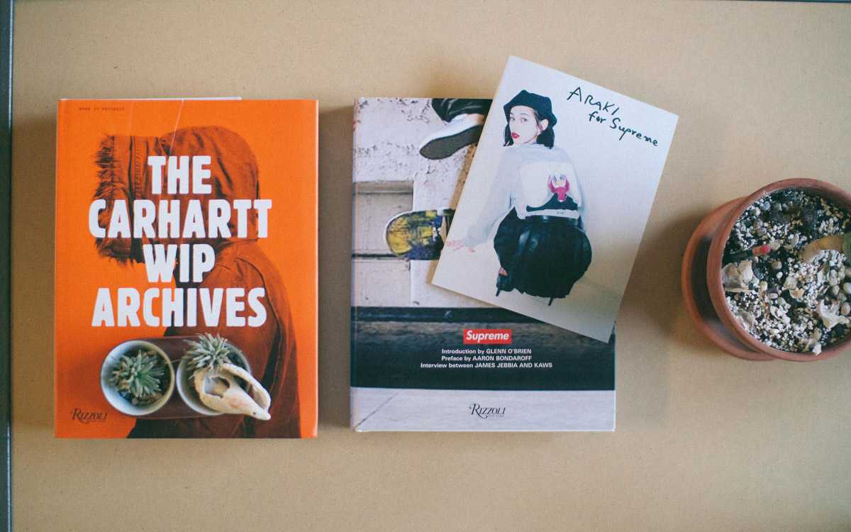 集團設(shè)計一本相冊模板